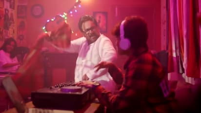 Oru Muthum Thedi FROM independence movie now remixed for sahasam movie