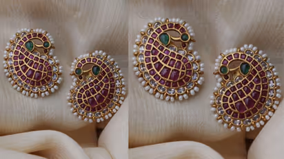 carry shape earring designs for Ganesh Chaturthi look