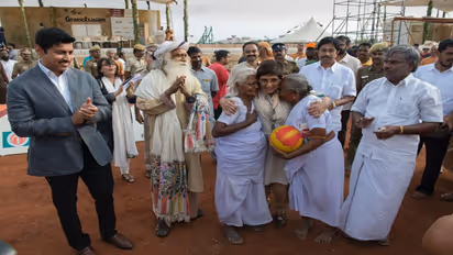 Isha Gramotsavam Sadguru Photo