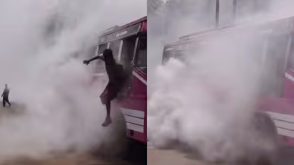 bus Smoke 