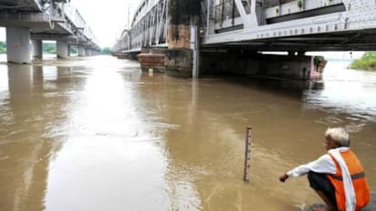 यमुना का जलस्तर बढ़ा