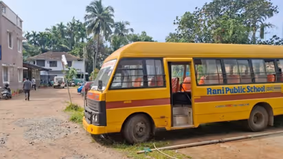 Vadakara Rani Public School Bus
