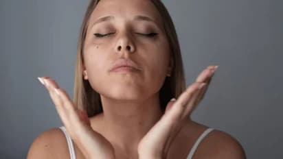 benefits of facial slapping for skin  