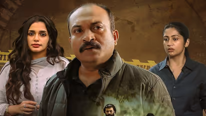 Paathirathri movie into second successful week soubin shahir navya nair ratheena