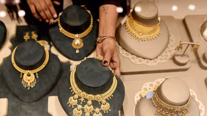 burqa women chili powder