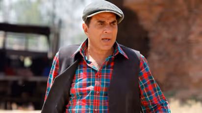 धर्मेंद्र 