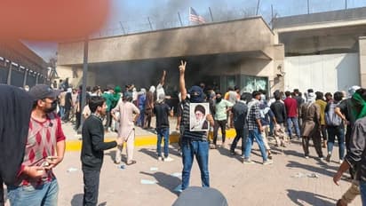 Khamenei Death Protesters Vandalise US Consulate in Karachi Set on Fire