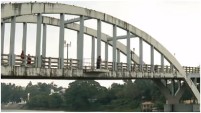 Aluva bridge