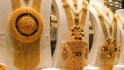 Gold Price Drops Again in Kerala 75 Fall Rate at 109880 per Pavan