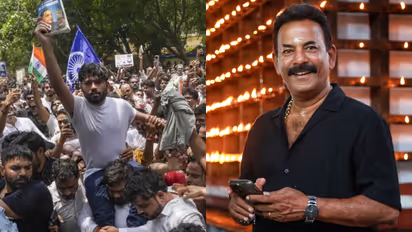 Major Ravi on Cockroach Janta Party