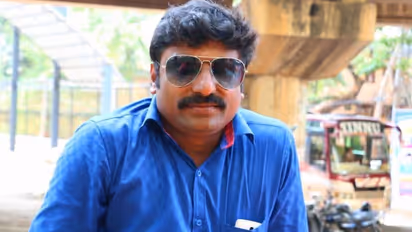 private company employee found dead in public well in kayamkulam