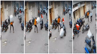 Bengaluru mobile snatcher dies