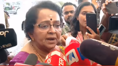 mallika sukumaran