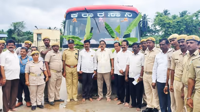Honnali Bus