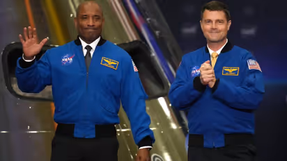Astronauts Reid Wiseman and Victor Glover Retire