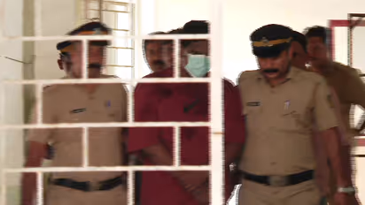 Kamath Lane Kozhikode gold loot Gold not found even after accused arrested