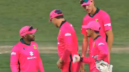 bavuma and de kock