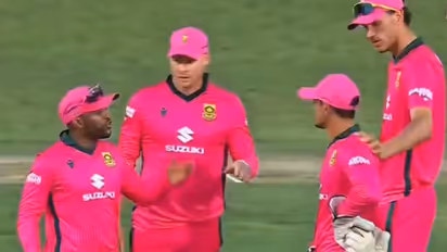Temba Bavuma and Quinton de Kock