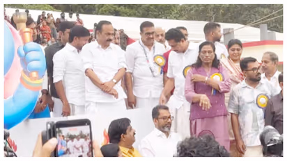 VD SATHEESAN AND PT USHA ATTENDING GAMES CEREMONY