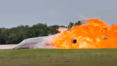Plane Crashes and Explodes