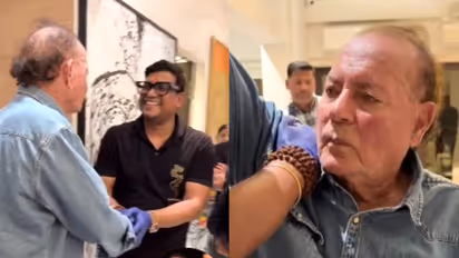 Salman Khan’s Father Salim Khan Undergoes Chiropractic Treatment At 90