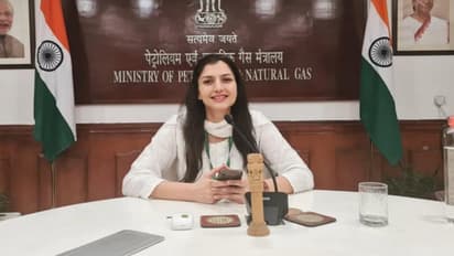 IAS Pari bishnoi upsc mains time management tips