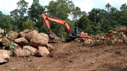 illegal mining near landslide zone in kudayathoor stopped after locals intervene