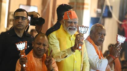 CM Yogi Adityanath and PM Narendra Modi