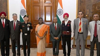 Chief of the Army Staff, General Upendra Dwivedi along with former Chiefs of Army Staff called on President Droupadi Murmu at Rashtrapati Bhavan (Photo/ANI)