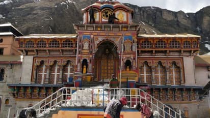 Earlier visual from Badrinath Temple