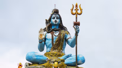shiv ji ki aarti lyrics in hindi