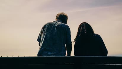 Instagram girlfriend abandoned by boyfriend mid-way