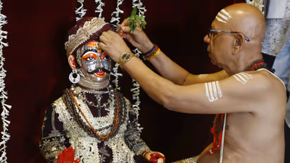 mahakal shahi sawari live today