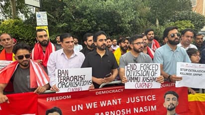 UKPNP holds protest at Pakistan High Commission in London