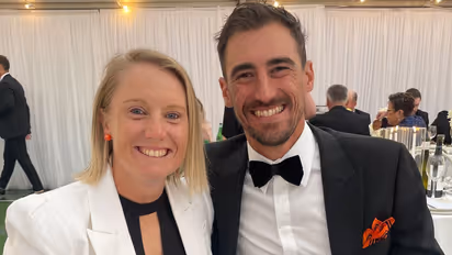 mitchell starc with wife Alyssa Healy