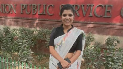 Deepesh Kumari IAS Success Story