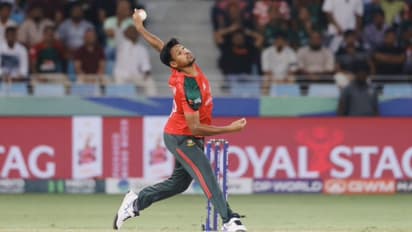 Pak vs ban Mustafizur Rahman 