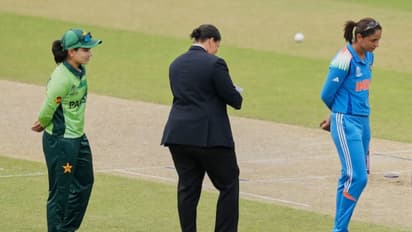 IND W vs PAK W No Hand Shake Controversy