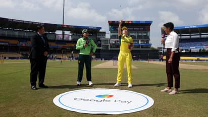 Australia w vs pakistan w who won the toss today match 