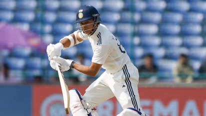 Yashasvi Jaiswal Record century delhi 