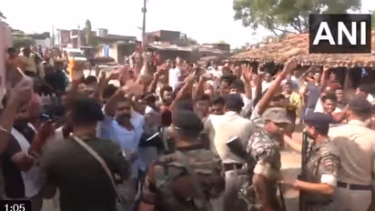 bihar election 2025 rjd supporters attack bjp candidate vijay kumar sinha