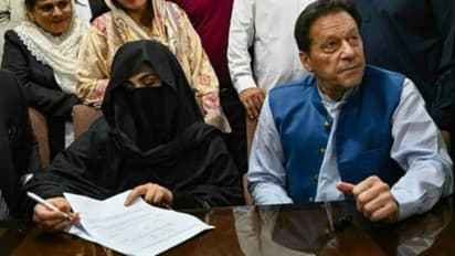 Pakistans former PM imran khan bushra bibi toshakhana corruption case sentence