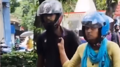howrah woman police constable public indecency accused arrested video viral khardah
