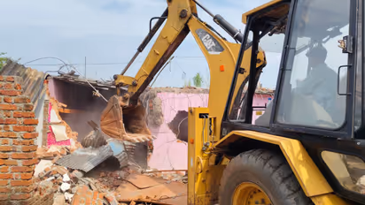 Banda Illegal Liquor Case Bulldozer Action on Five Alleged Encroachments After CM Mohan Yadavs Directions