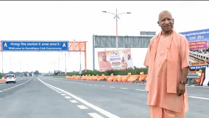 UP CM Yogi Adityanath at Gorakhpur Link Expressway