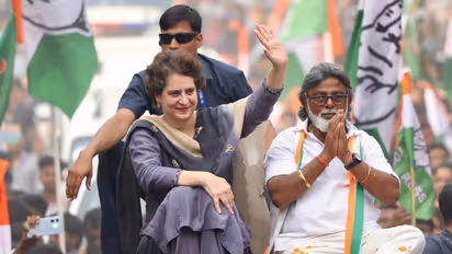 Congress' Rosera candidate BK Ravi along with Priyanka Gandhi