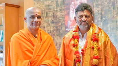 Nirmalananda seer stats on Karnataka Congress power sharing row