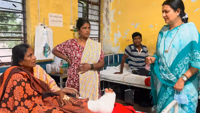 Davanagere MP Dr Prabha Mallikarjun Makes Surprise Visit to Chigateri Hospital