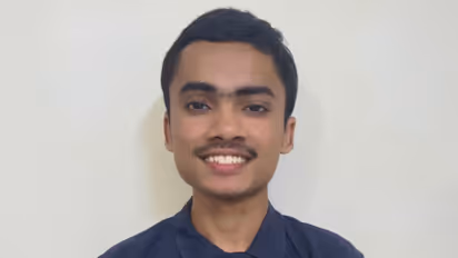 Hemkesh started with 300 students on Telegram in college then built a Rs 10 lakh startup