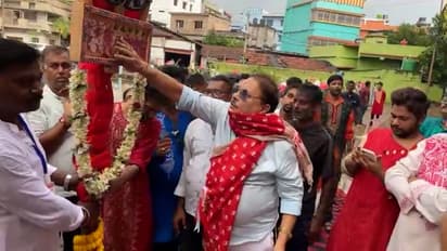 Durga Puja 2023 After Oh Lovely Madan Mitra is the theme of Durga Puja at Lilua in Howrah bsm